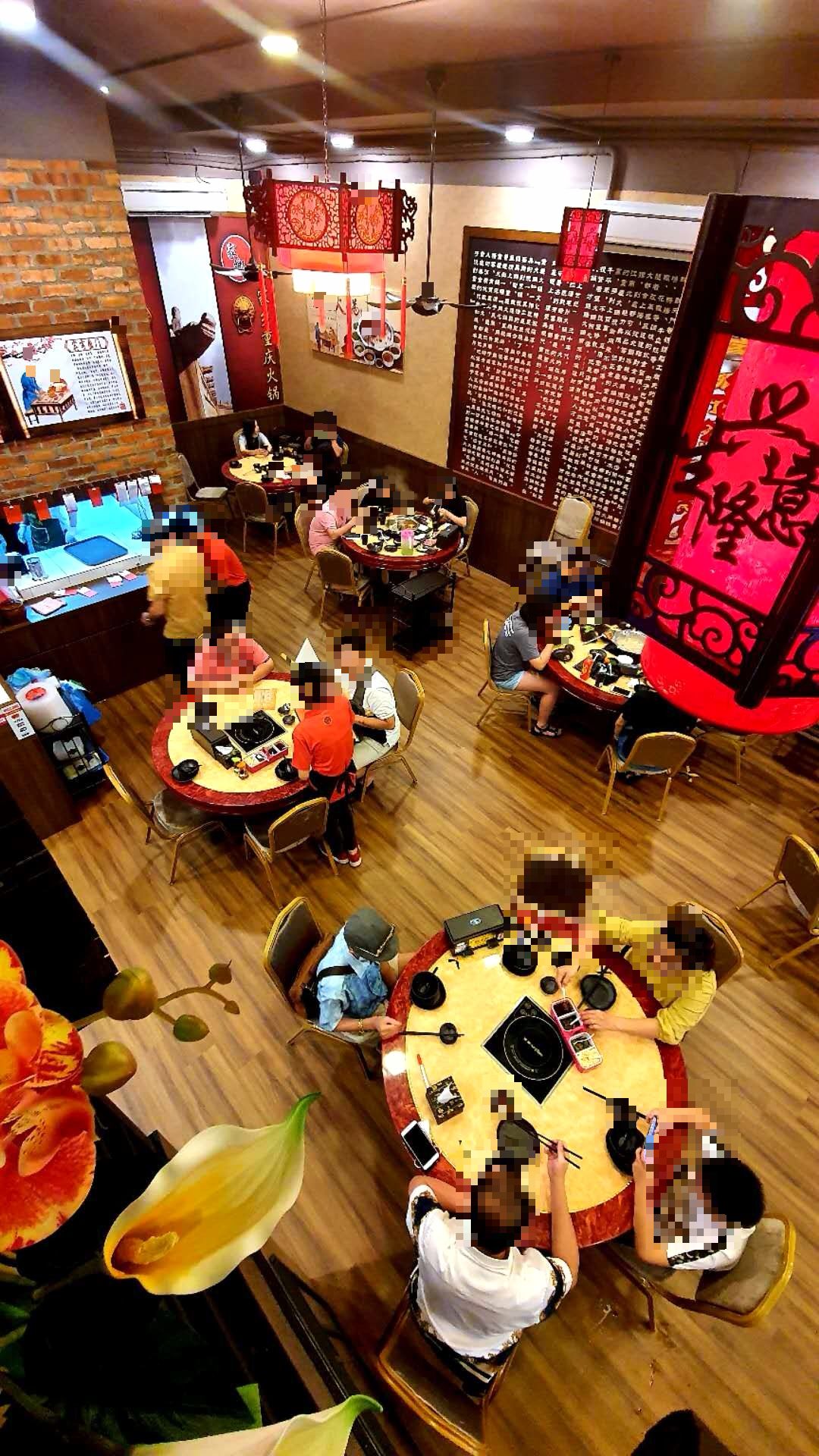 家乡门店二楼用餐区顾客俯瞰实况